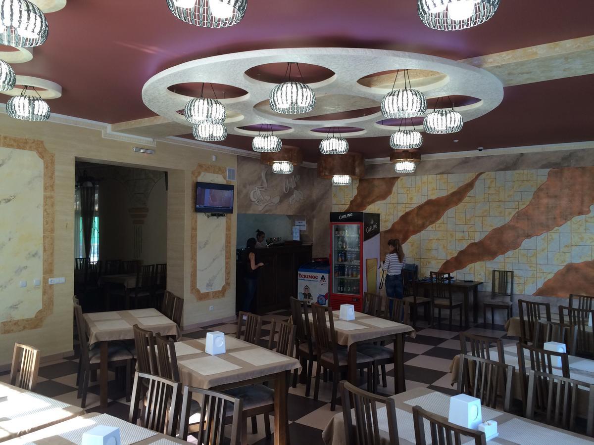 Dream Hostel Carpathians Rakhiv Exterior foto
